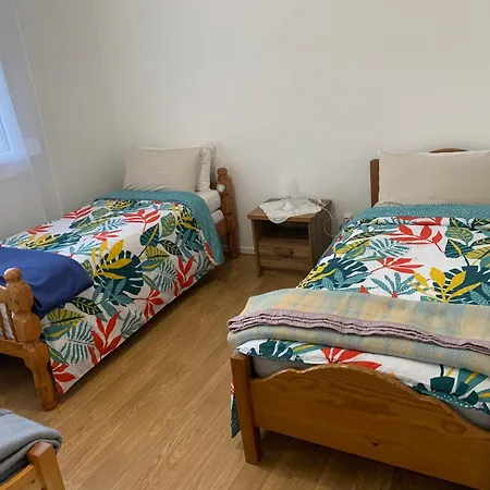 Maison 4 A 8 Personnes *